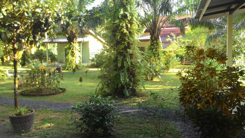Вилла Aathid Garden Кхаулак Номер фото