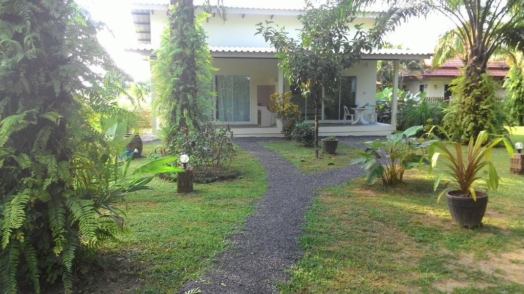 Вилла Aathid Garden Кхаулак Номер фото